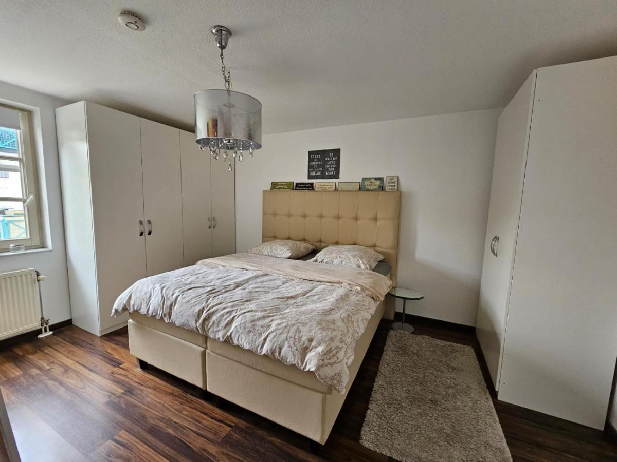 Uebernachten Sie Im Wunderschoenen Weiden Appartement Keulen Buitenkant foto