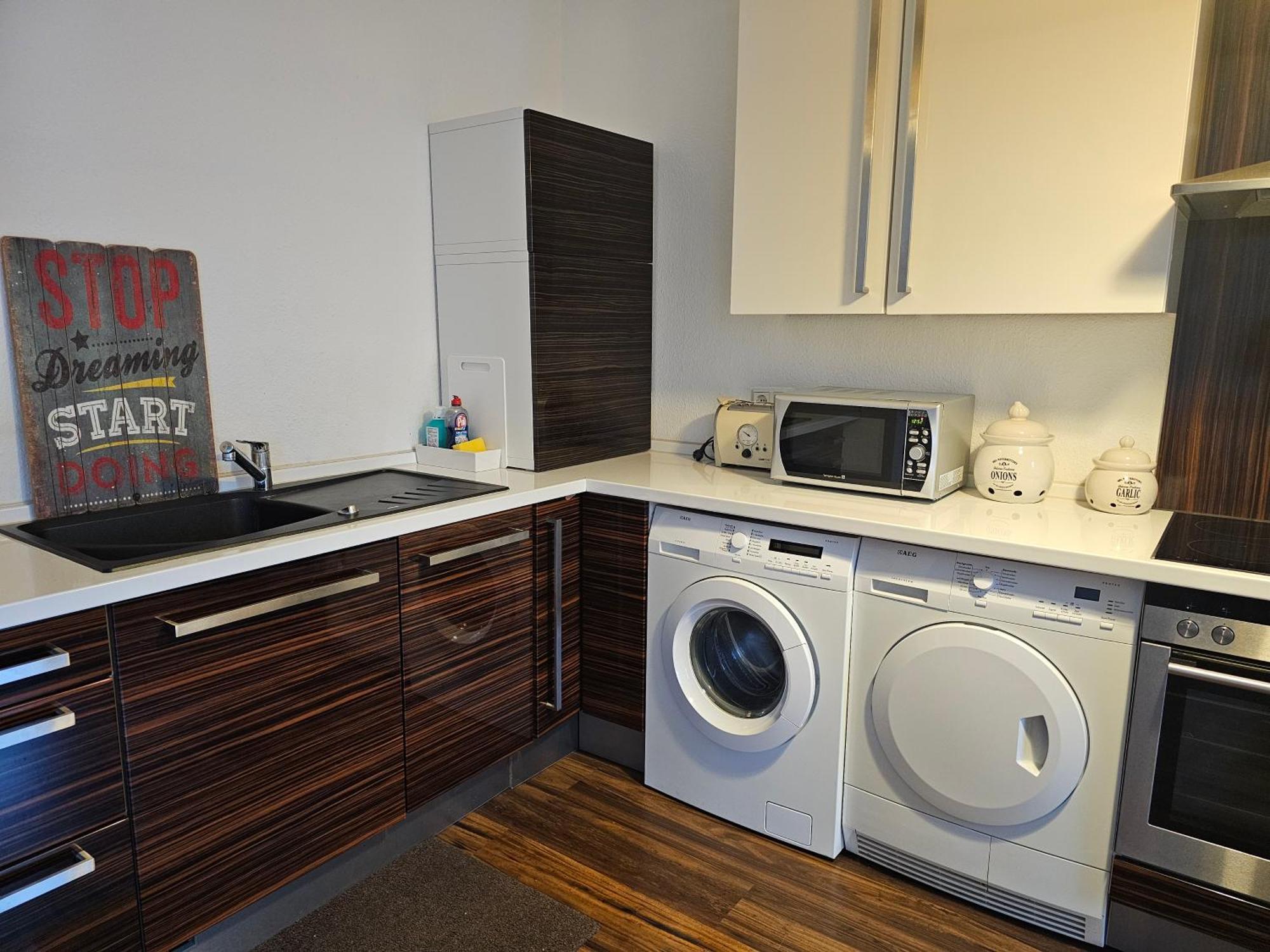 Uebernachten Sie Im Wunderschoenen Weiden Appartement Keulen Buitenkant foto